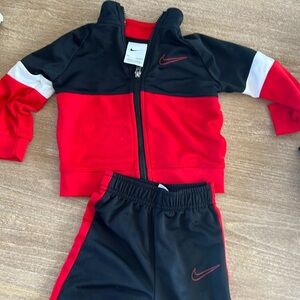 Toddler boy size 18 months Nike set